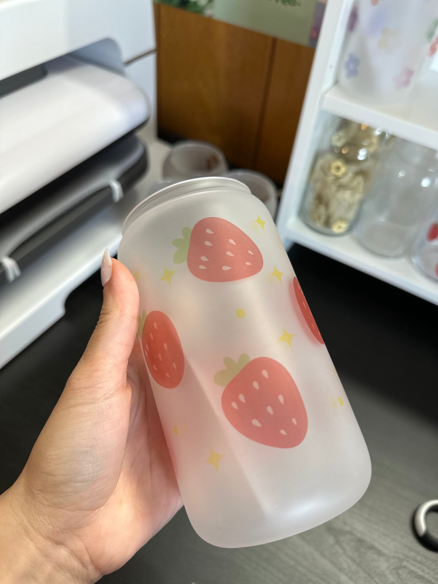 Strawberry oopsie cup