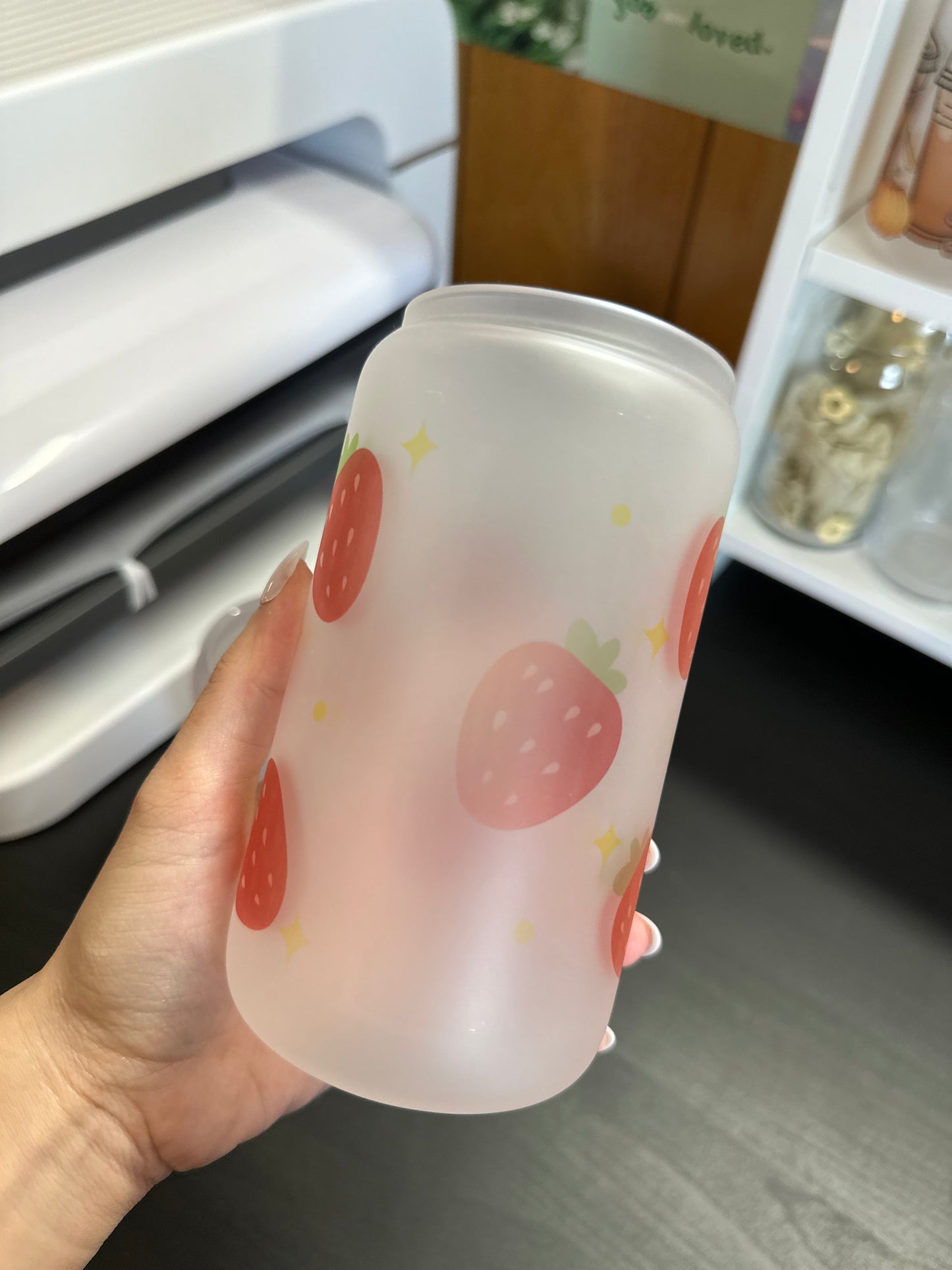 Strawberry oopsie cup