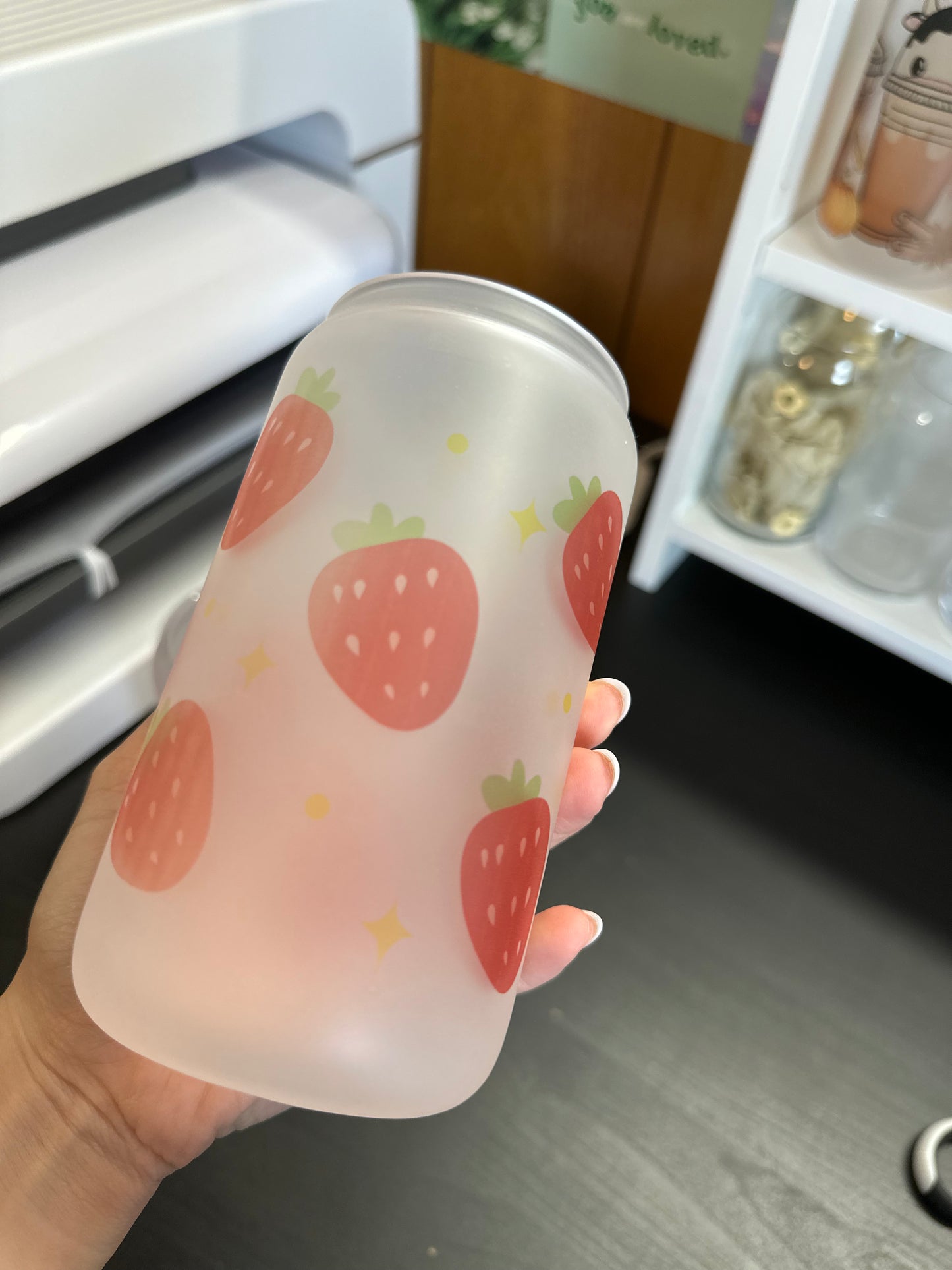 Strawberry oopsie cup
