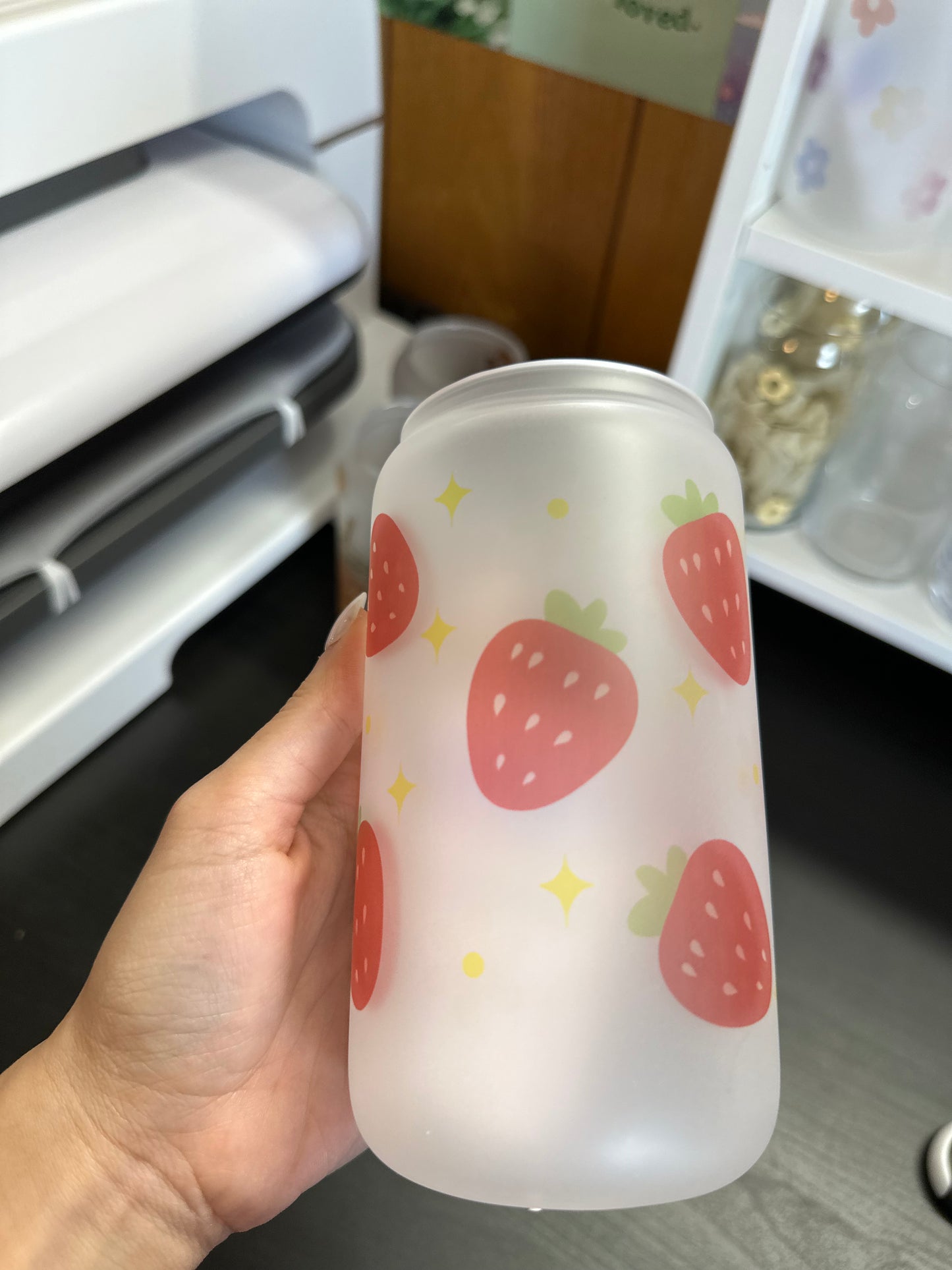Strawberry oopsie cup