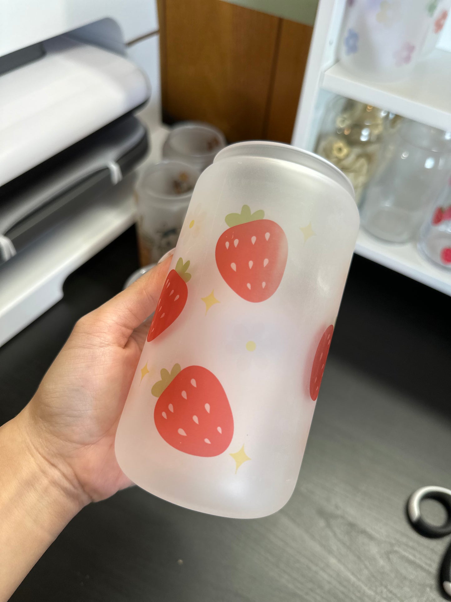 Strawberry oopsie cup