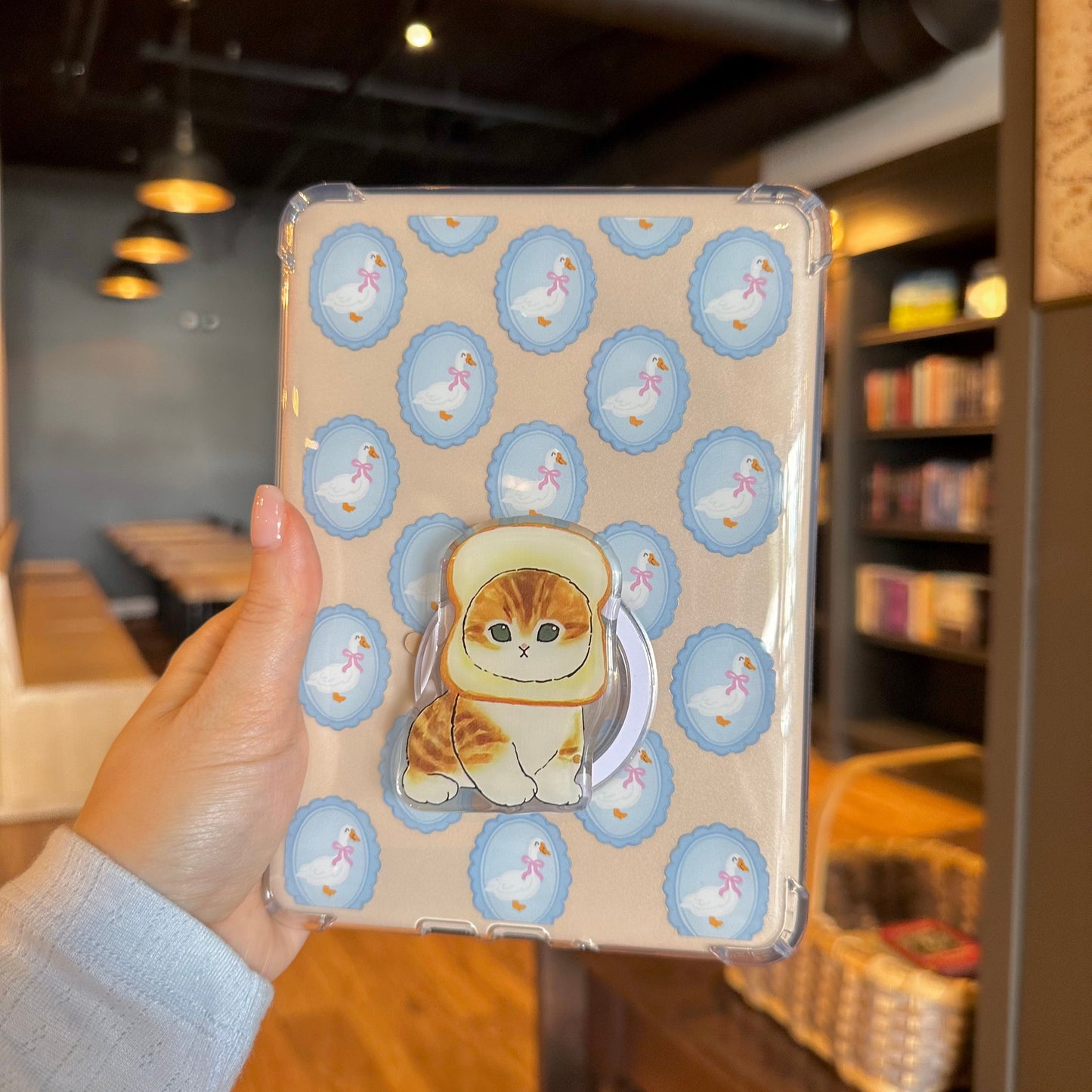 Magnetic Kindle Grip