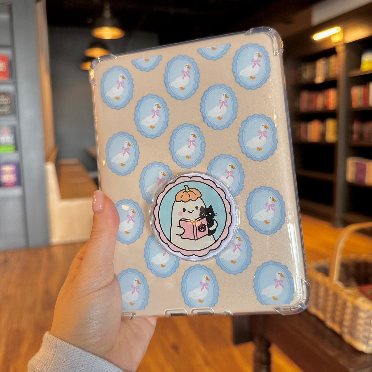 Magnetic Kindle Grip