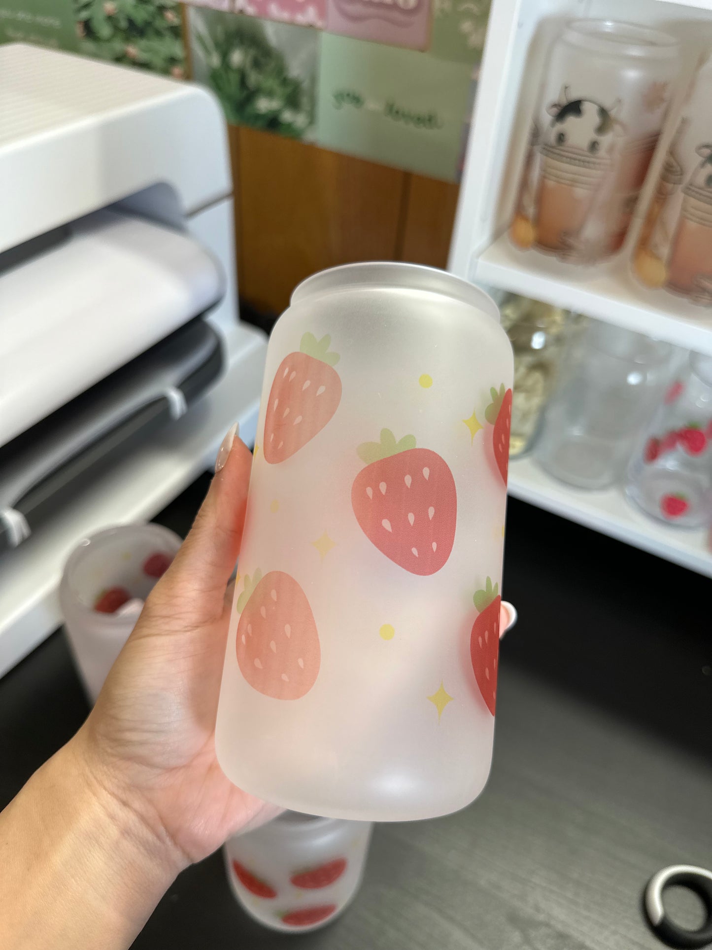 Strawberry oopsie cup