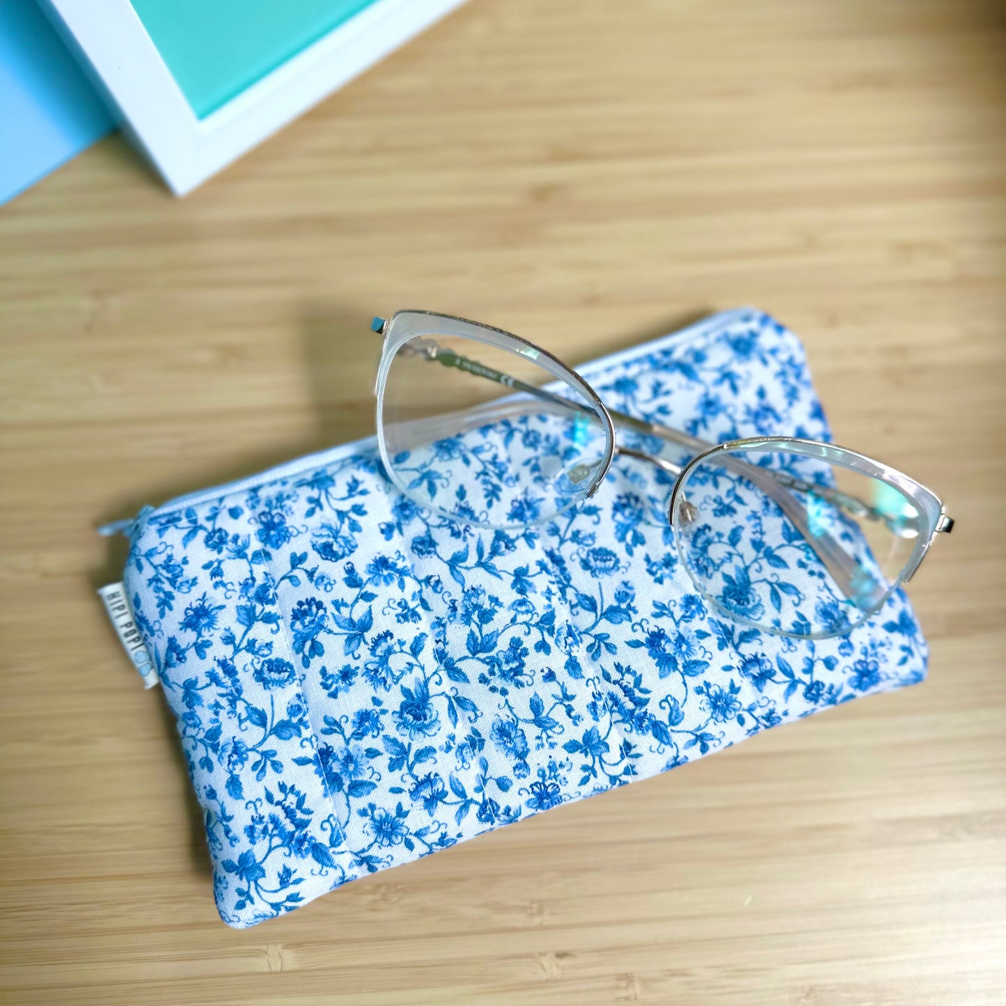 Quilted Glasses Pouch