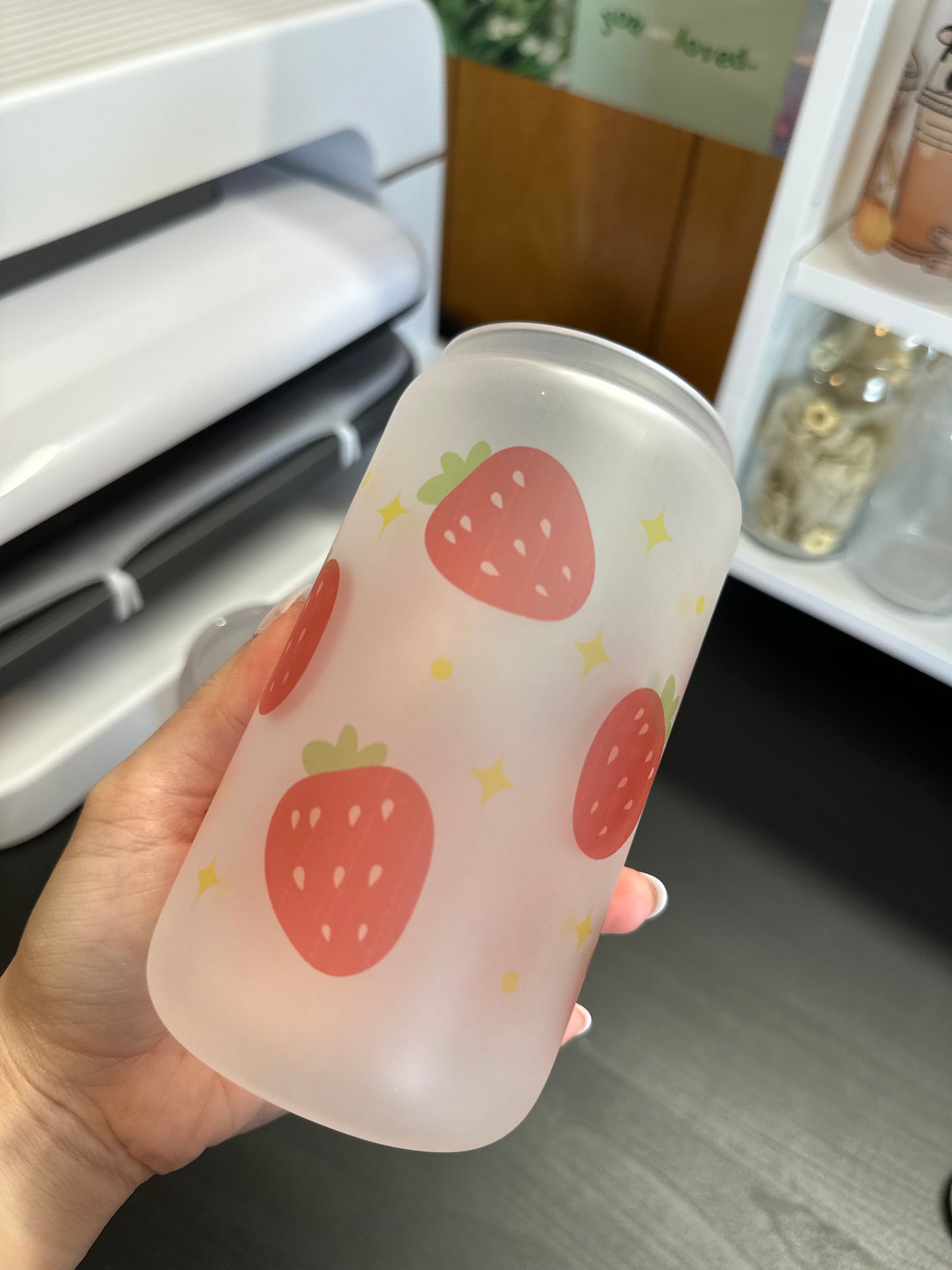 Strawberry oopsie cup